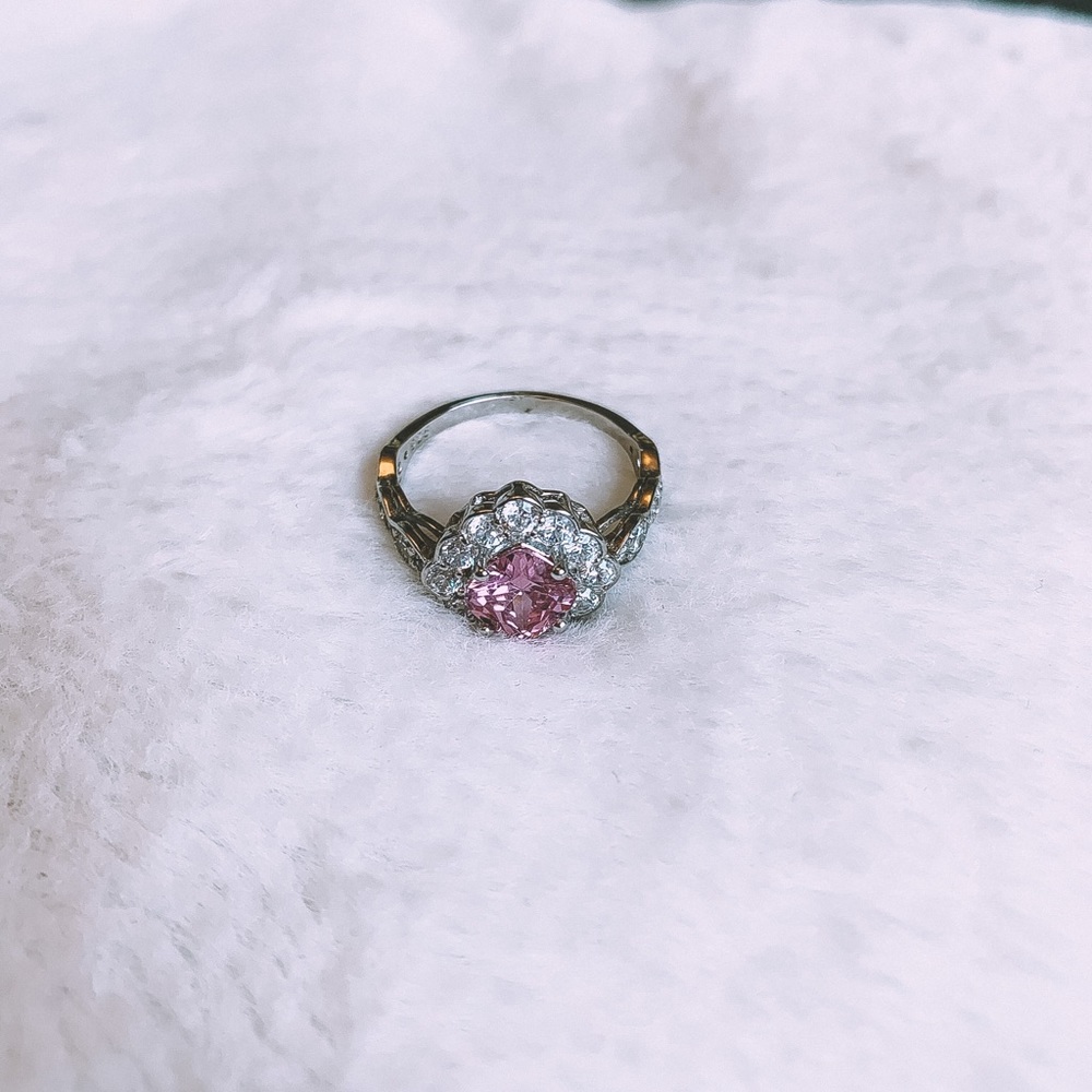 Pink Flower-Inspired Ring - Picture 2 of 4